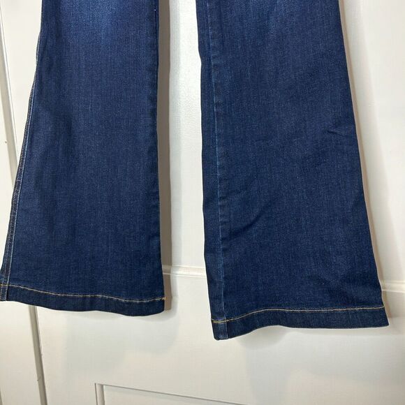 SPANX EveryWear Flare Jeans Size Medium High Rise - Picture 6 of 8